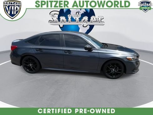 Used 2023 Honda Civic Sport image 3