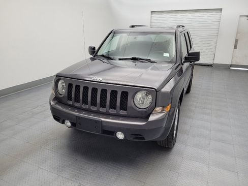 Used 2016 Jeep Patriot Latitude w/ Sun/Sound Group AWD/4WD image 15
