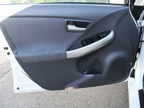 Used 2010 Toyota Prius Two image 13