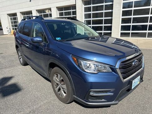 Used 2020 Subaru Ascent Premium w/ Convenience Package image 1