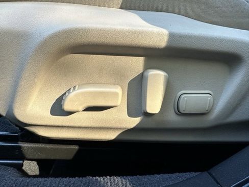 Used 2018 Subaru Legacy 2.5i Premium image 19