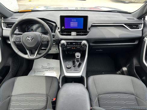 Certified 2023 Toyota RAV4 SE AWD/4WD image 18