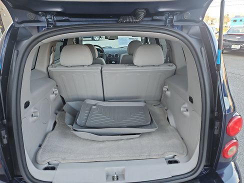 Used 2008 Chevrolet HHR LS image 4