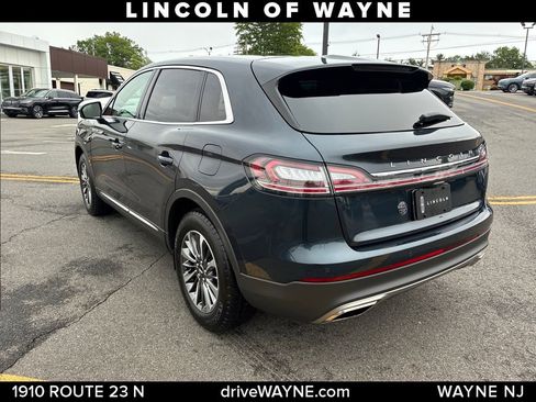 Used 2023 Lincoln Nautilus AWD w/ Premium Package image 4