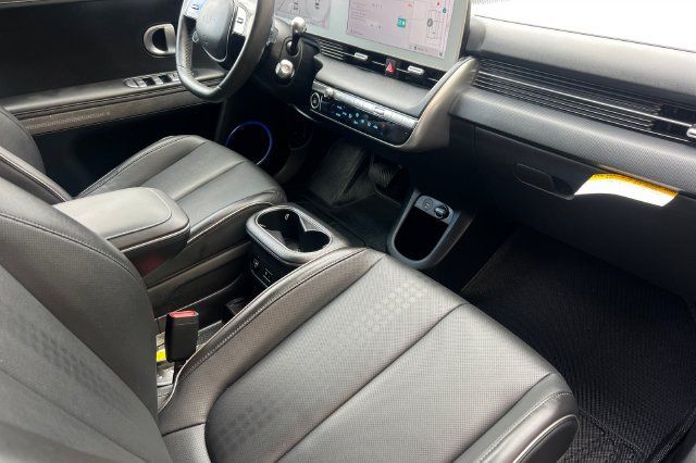 Certified 2024 Hyundai Ioniq 5 Limited RWD image 20