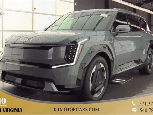 Used 2024 Kia EV9 Land image 1