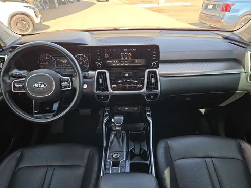 Used 2021 Kia Sorento SX AWD/4WD image 16