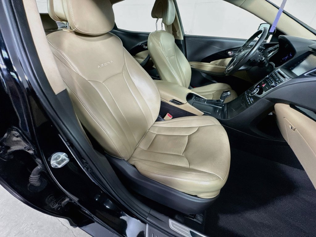 Used 2016 Hyundai Azera FWD image 34