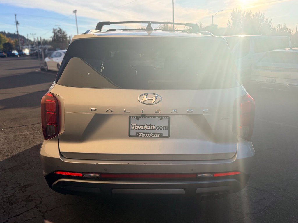 Used 2023 Hyundai Palisade SEL w/ Premium Package AWD/4WD image 7