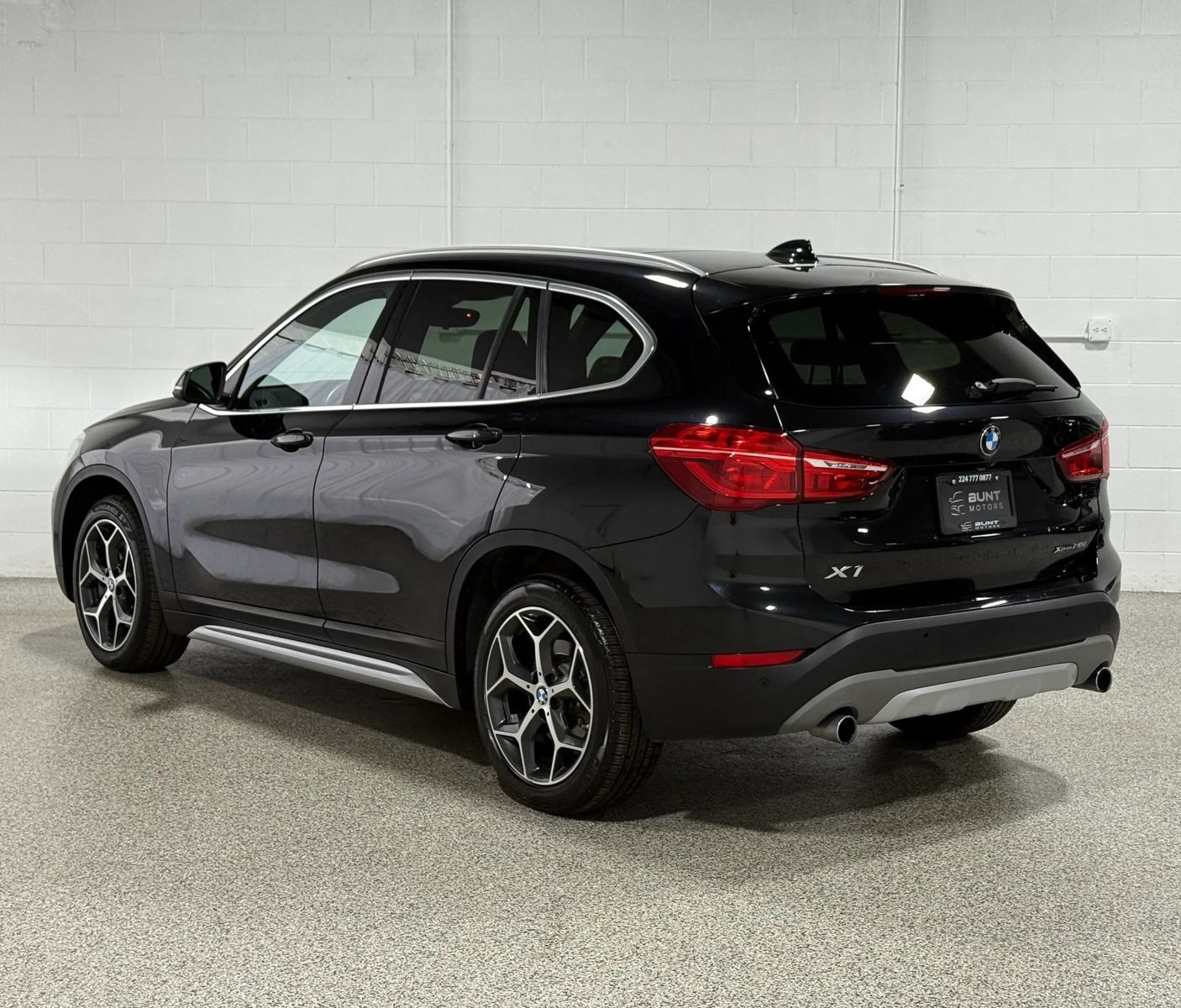 Used 2019 BMW X1 xDrive28i w/ Convenience Package AWD/4WD image 6