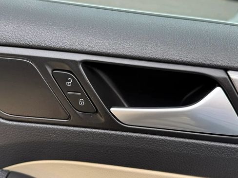 Used 2014 Volkswagen Jetta TDI FWD image 34