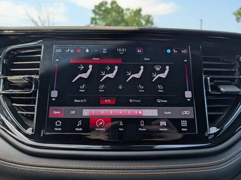 Used 2023 Dodge Durango R/T AWD/4WD image 25