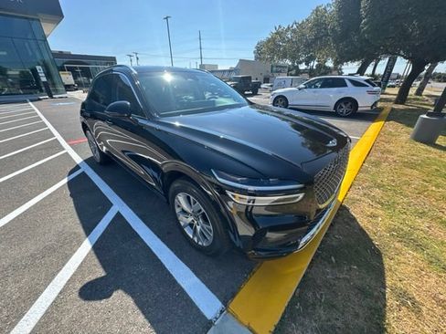 Used 2022 Genesis GV70 2.5T AWD/4WD image 8