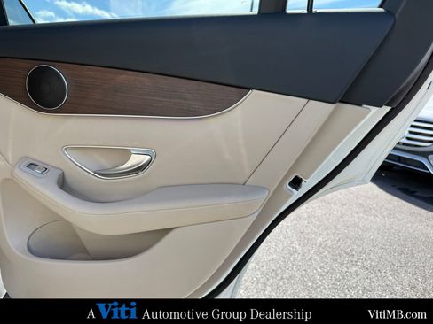 Certified 2021 Mercedes-Benz GLC 300 4MATIC image 25