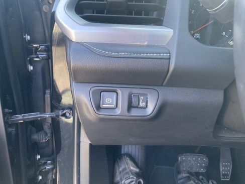 Used 2019 GMC Acadia SLT AWD/4WD image 40