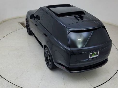 Used 2025 Land Rover Range Rover SE image 80