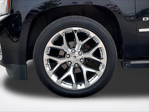 Used 2020 GMC Yukon XL Denali w/ Denali Ultimate Package AWD/4WD image 10