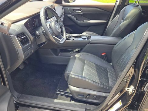 Used 2021 Nissan Rogue Platinum AWD/4WD image 22