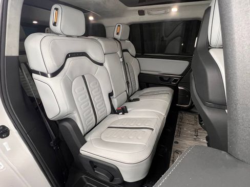 Used 2023 Rivian R1S Adventure image 25