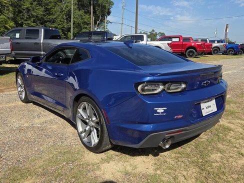 Used 2022 Chevrolet Camaro LT w/ RS Package RWD image 11