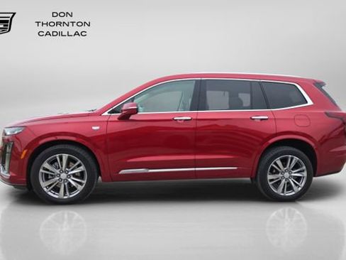 Certified 2023 Cadillac XT6 Premium Luxury AWD/4WD image 2