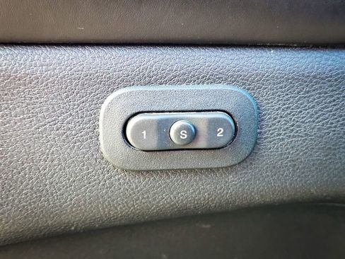 Used 2017 Dodge Durango R/T w/ Technology Group image 12