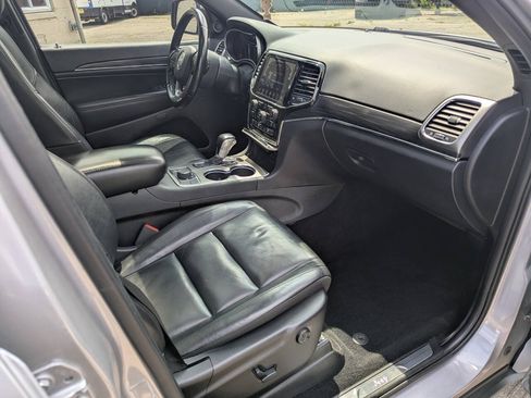 Used 2021 Jeep Grand Cherokee Limited AWD/4WD image 10
