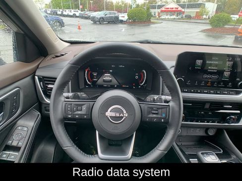 Certified 2023 Nissan Rogue Platinum w/ Platinum Premium Package AWD/4WD image 17