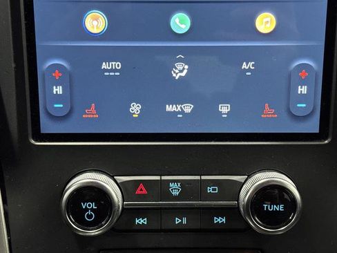 Used 2024 Ford Edge SEL image 18