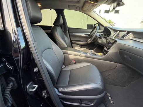 Used 2020 INFINITI QX50 Sensory w/ Proactive Package FWD image 14