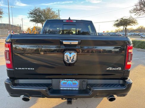 Used 2019 RAM 1500 Limited w/ Body Color Bumper Group image 6