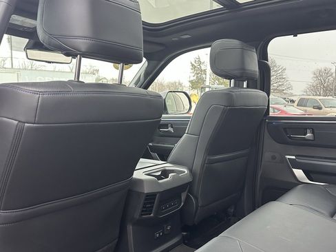 Used 2022 Toyota Tundra Platinum image 12