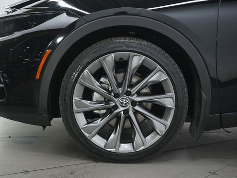 Used 2026 Toyota Crown Limited w/ Advanced Technology Package image 29