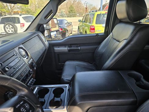 Used 2012 Ford F250 Lariat w/ FX4 Off Road Pkg image 12