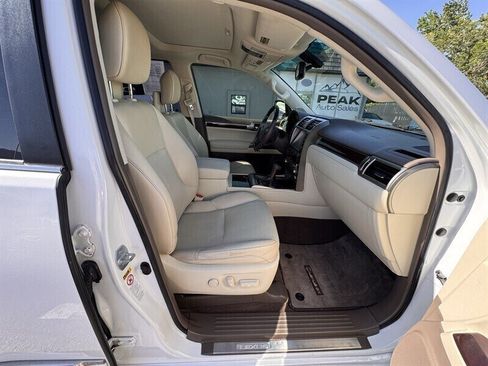 Used 2014 Lexus GX 460 Luxury AWD/4WD image 38