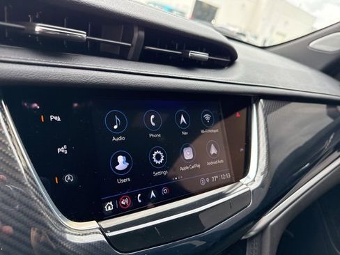 Used 2024 Cadillac XT6 Sport w/ Technology Package image 20