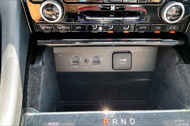 Used 2022 Jeep Grand Cherokee L Overland AWD/4WD image 16