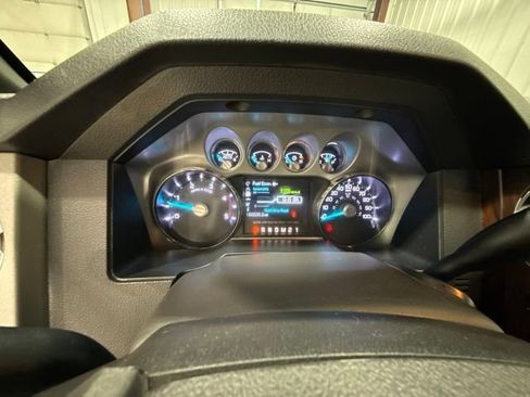 Used 2014 Ford F350 Lariat w/ Lariat Ultimate Package AWD/4WD image 27