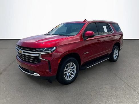 Used 2023 Chevrolet Tahoe LT w/ Luxury Package RWD image 3