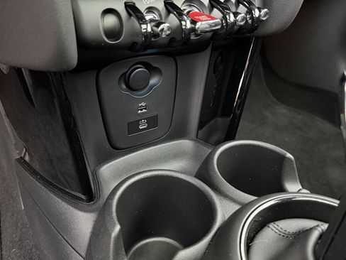 Certified 2023 MINI Cooper S image 32