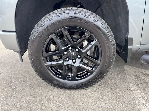 Used 2025 Chevrolet Silverado 1500 RST AWD/4WD image 3