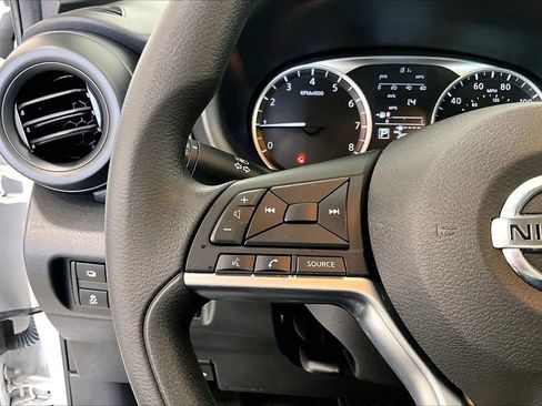Used 2021 Nissan Kicks S FWD image 21