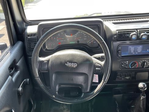 Used 2006 Jeep Wrangler Sport w/ 30" Tire & Wheel Group image 10