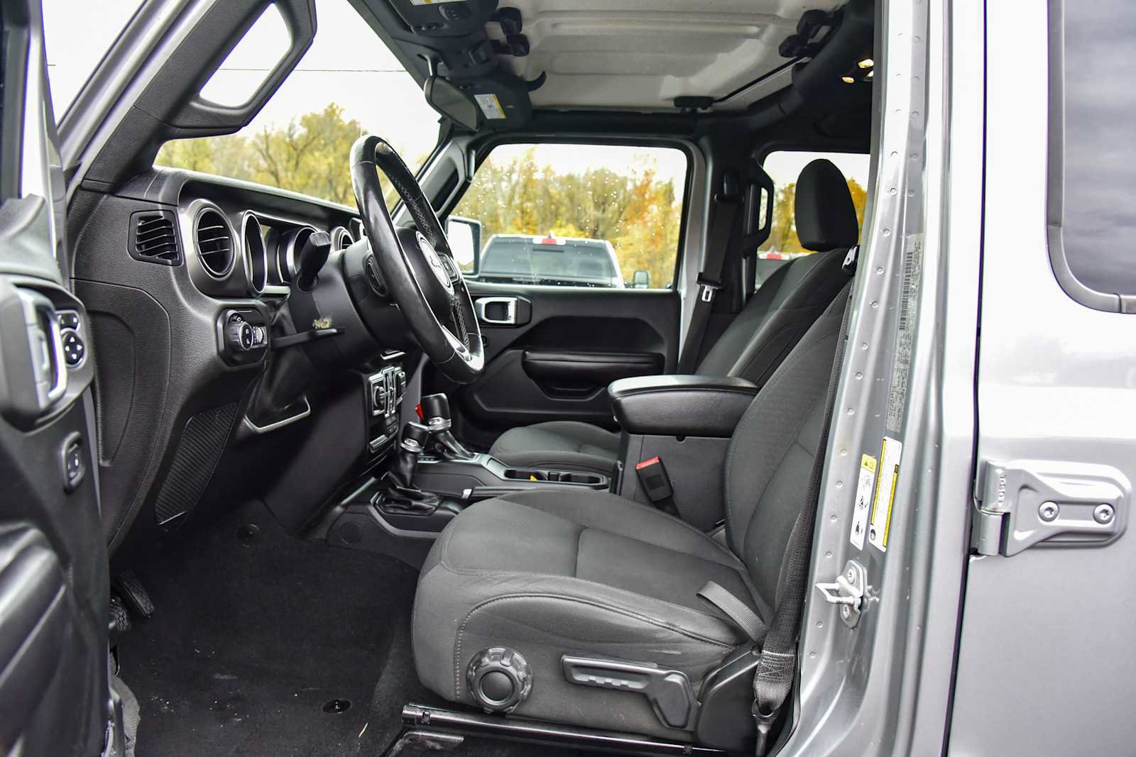 Certified 2020 Jeep Gladiator Sport w/ Quick Order Package 24S AWD/4WD image 14