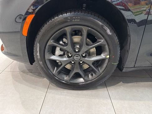 New 2026 Chrysler Pacifica Select w/ S Appearance Package image 12