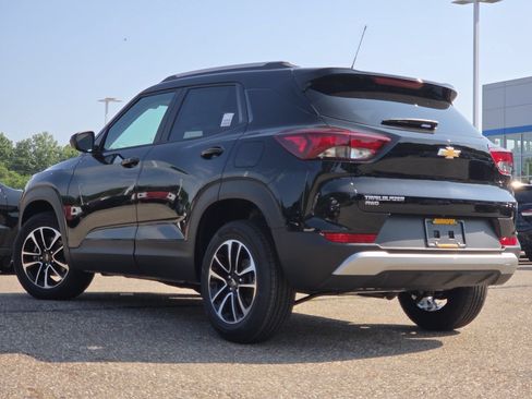 New 2026 Chevrolet TrailBlazer LT AWD/4WD image 14