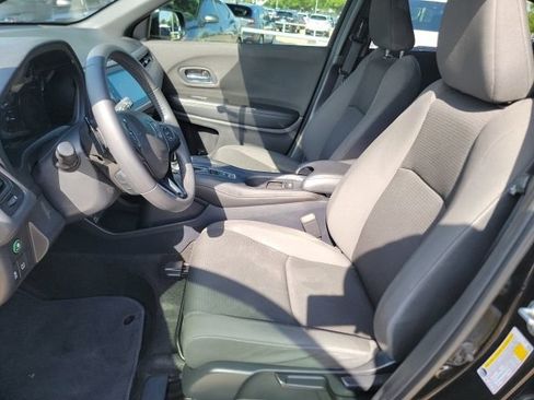 Certified 2021 Honda HR-V Sport image 10