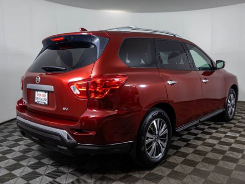 Used 2020 Nissan Pathfinder SV FWD image 13