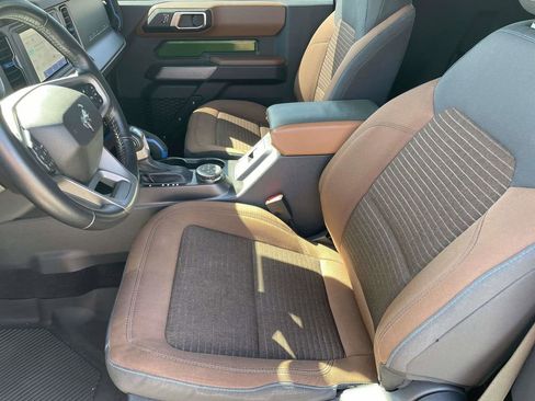 Used 2023 Ford Bronco Outer Banks AWD/4WD image 13