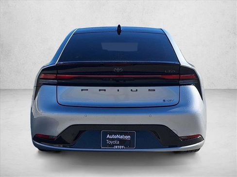 Used 2023 Toyota Prius Limited image 7